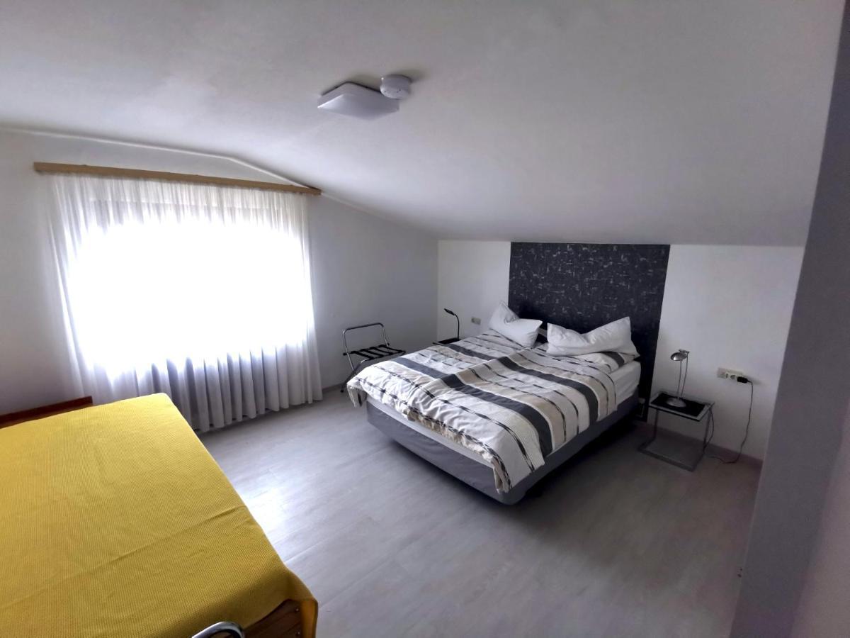 Ferienwohnung Sinsheim-Duehren ภายนอก รูปภาพ
